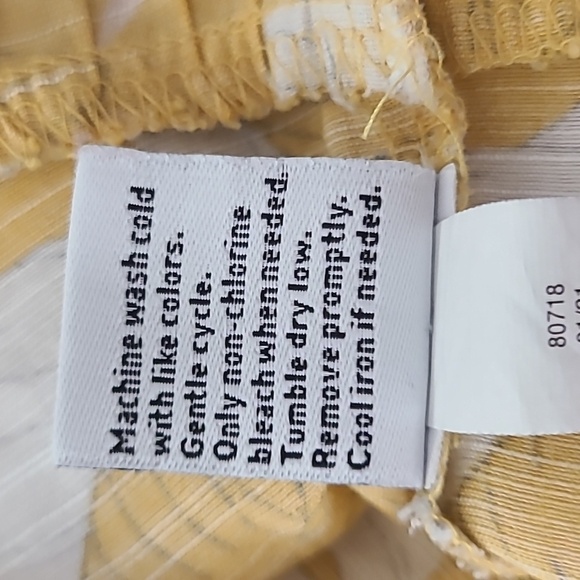 NINE WEST Yellow Leaf Print Women's Strappy Top Blouse - Size Large - Picture 5 of 12